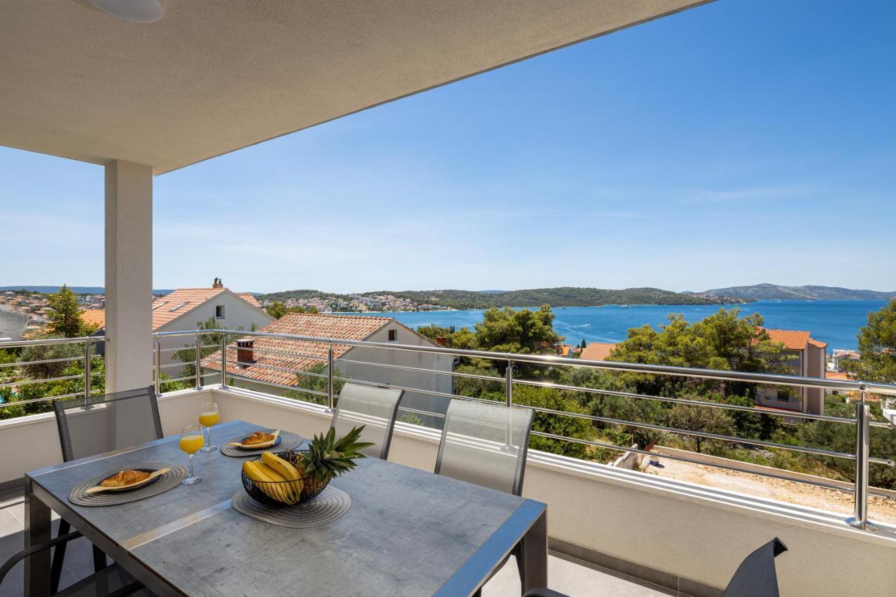 Villa Palavra Trogir Exterior photo